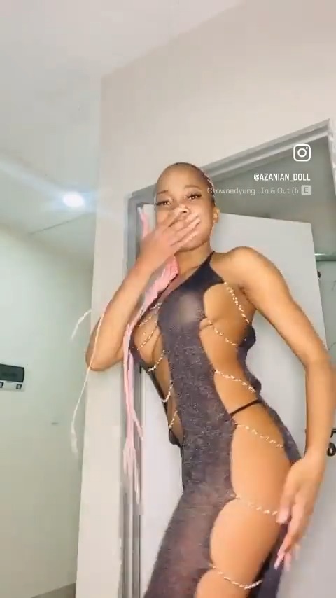 RT @azanian_doll_ click to see mo